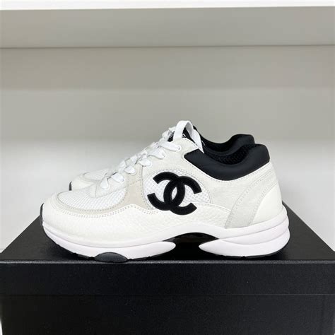 chanel sneaker white black